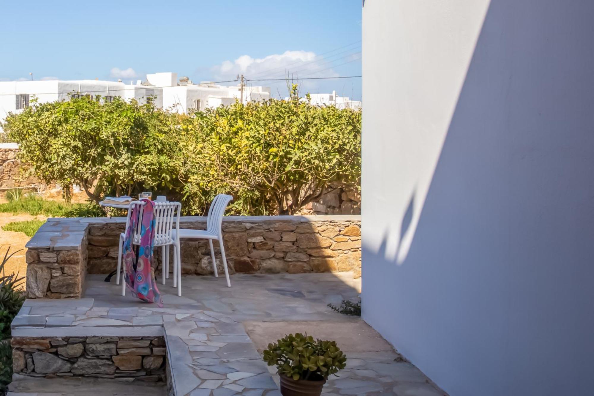 Sing And Blossom Accommodation Mykonos Town Exterior photo