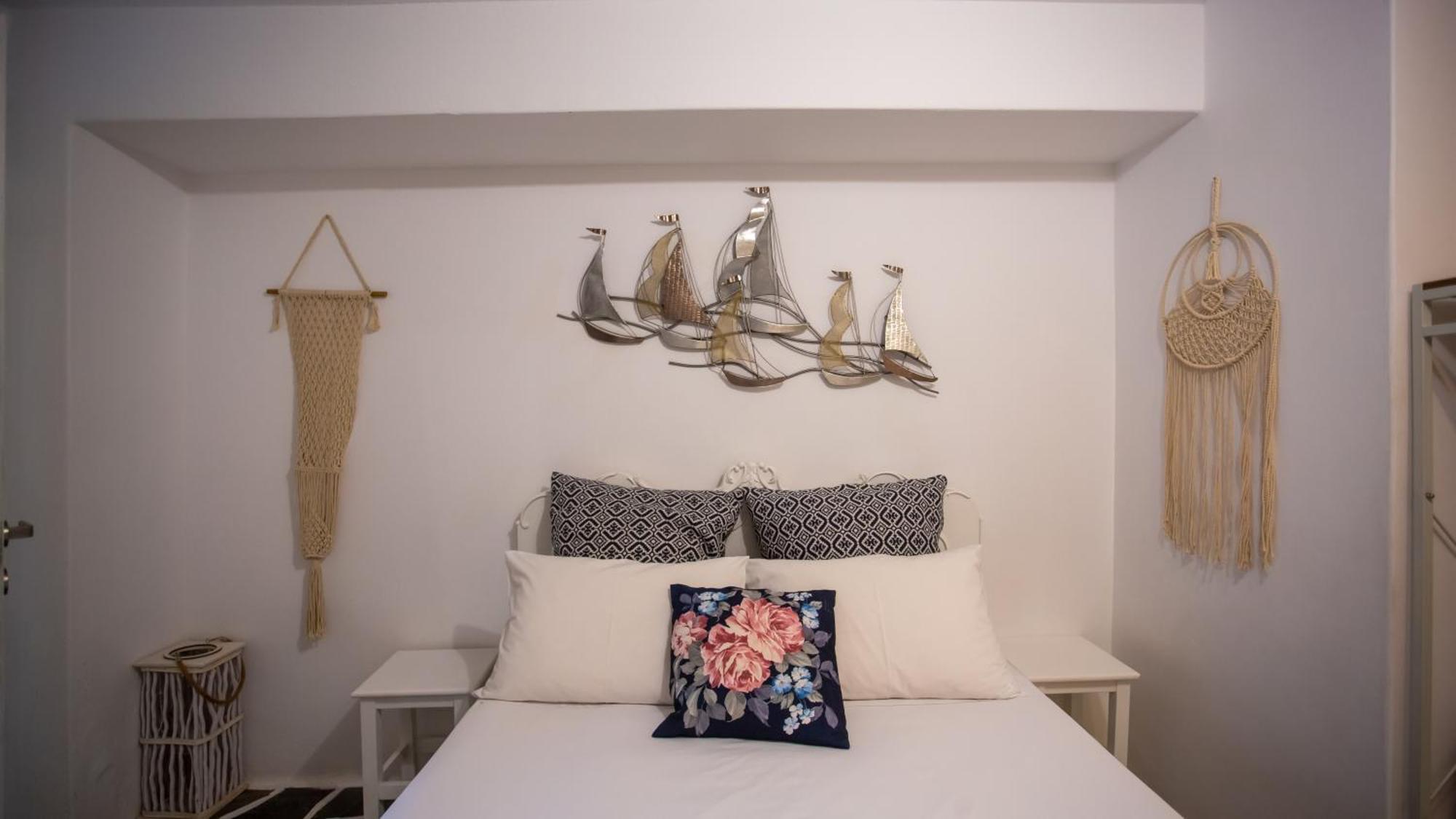 Sing And Blossom Accommodation Mykonos Town Exterior photo